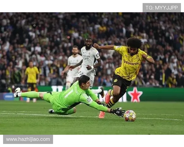 阿德耶米在多特遭遇困境曼联与其经纪人门德斯展开接触